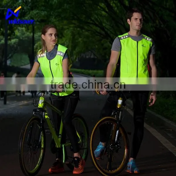Sport Lovers Running Gear Led Safety Vest With Pockets photo-6