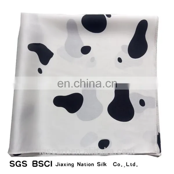 100% Silk Cow Printing Small Handkerchief photo-2