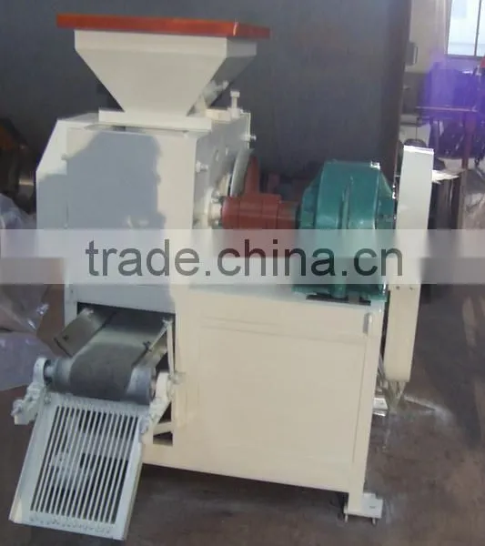 Small Four Roller 1-2t/h YQJ 290 Briquette Machine photo-3
