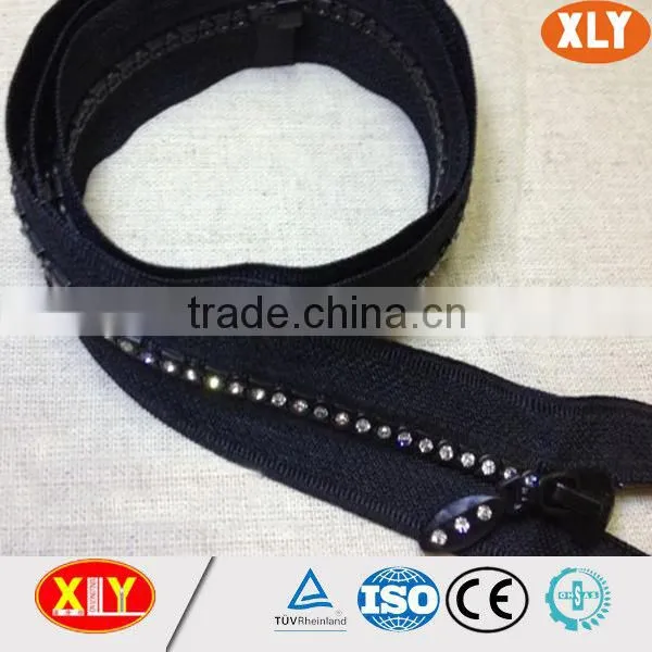 Diamond Zipper for Bag , Black Tape Plastic Zipper photo-2