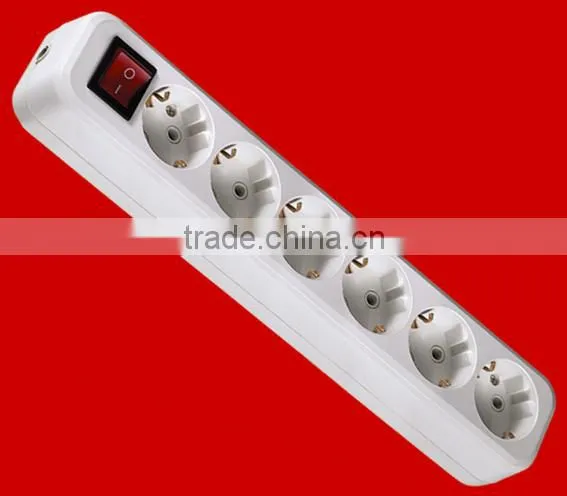 Europe Style 6 Way Extension Power Socket With Grounding and Switch (E8006ES) photo-3