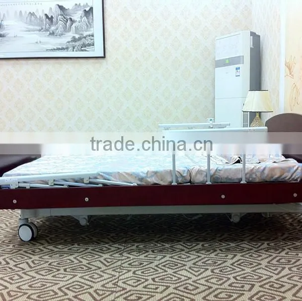 Nursing Bed With Aluminum Side Rail photo-6