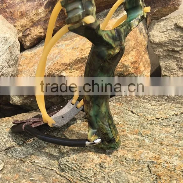 Powerful Slingshot 3 Rubber Bands Folding Wrist Hunting Slingshot photo-3