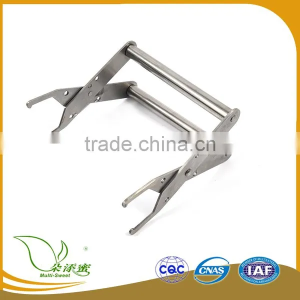Basic Beekeeping Tools Kit -6 Pcs Bee Hive Smoker /Bee Brush /Hive Tool /Uncapping Fork /Bee Feeder photo-5
