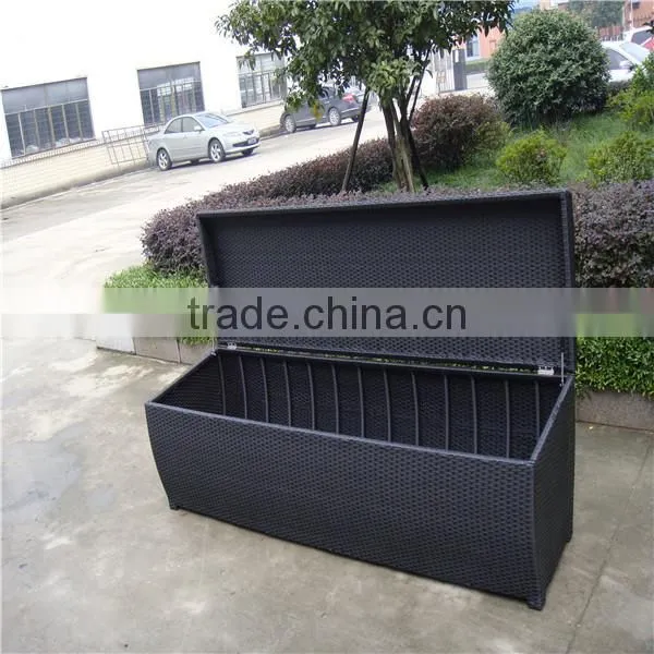 OUTDOOR WICKER STORAGE TRUNK photo-2