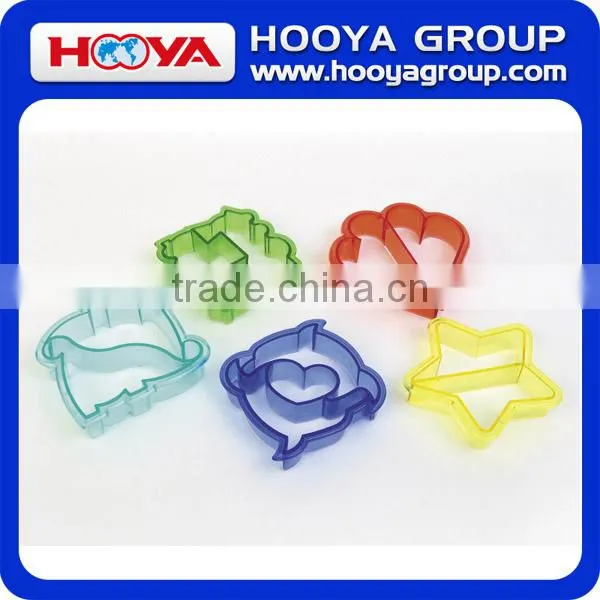 Fun Cake Cookie and Sandwich Cutter Shapes for Kids Set of 5 Dinosaur Dolphin Heart Star and Train photo-2