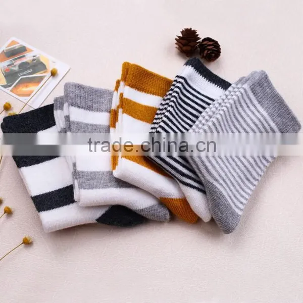 Zm52954a Wholesale Cheap Price Kids Girls Cotton Socks photo-2