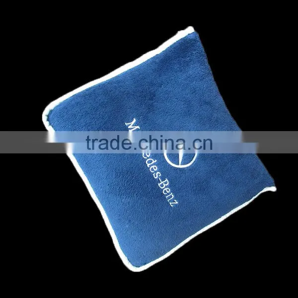 Blanket in Cushion Coral Fleece 3 in 1 Embroidery Logo Car Promotion Gift Zip up Pillow Blanket photo-3