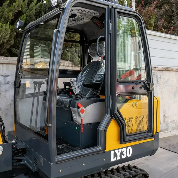 LUYUE LY-30 Zero Tail Swing 3 Ton Mini Excavator Compact Crawler Digger With Enclosed AC Cab for Construction photo-3