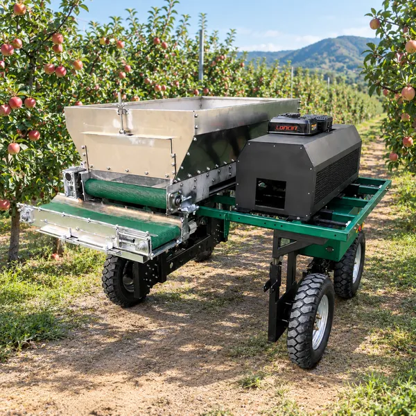 Remote Fertilizer Spreader With Conveyor Belt for Orchard and Livestock Farm Use