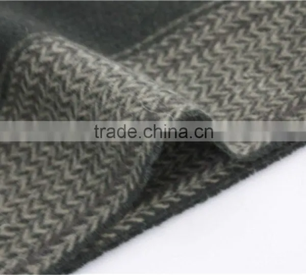 Zigzag Pattern Yarn Dyed Pure Wool Scarf With Fringe photo-2