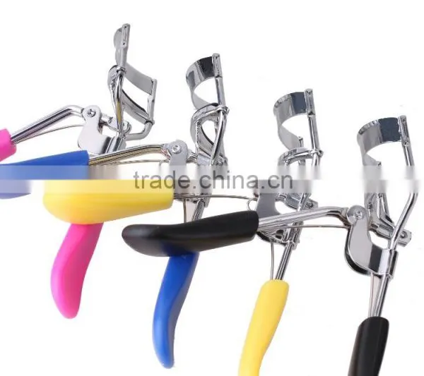 2016 Hot Sale Coloful Plastic Handle Covered Metal Eyelash Curler photo-5