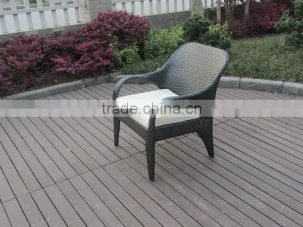 Best Selling Europe Style Luxury Dining Table And Chairs photo-5