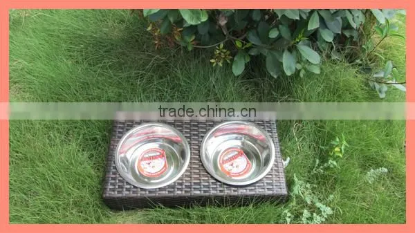 Simple Rattan Dog Pot photo-4