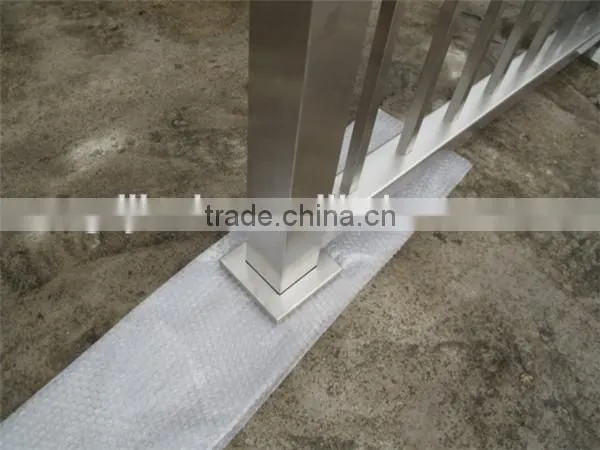 High Quality Stainless Steel Short Rail Fence Railing photo-3