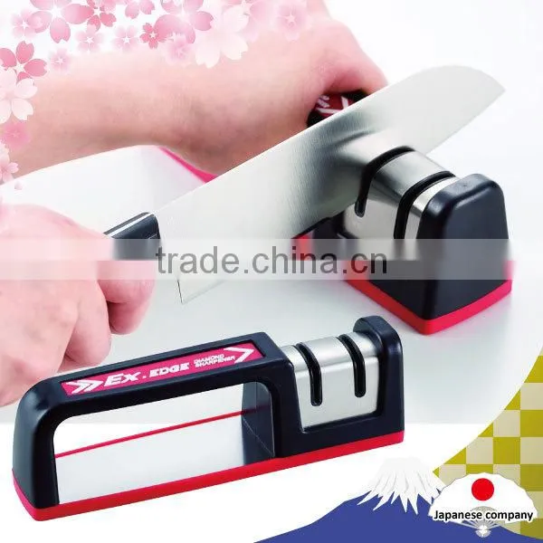 Easy to Use Convenient Kitchen Utensils Brands Sharpener for Reviving Blade Sharpness photo-4