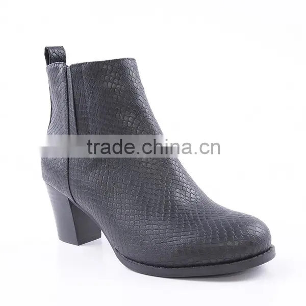 Snake Print Upper Material New Design Cheap Cowboy Safety Side Zipper Ankle Boots photo-2