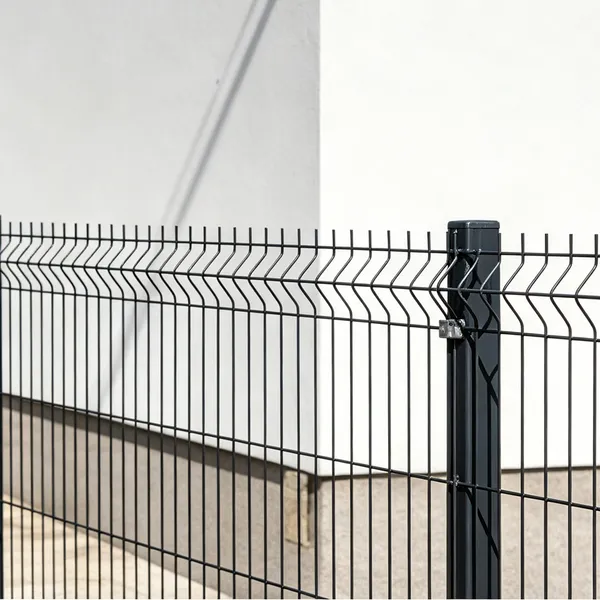 Durable Powder Coated 3D V Bend Welded Wire Fence for Playgrounds