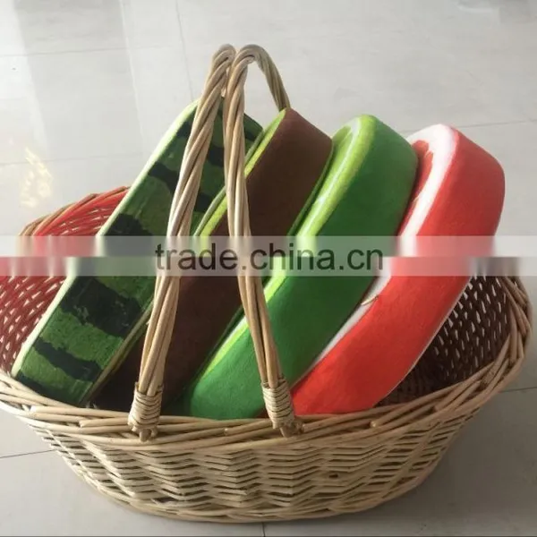 Round Wicker Basket With Handle photo-2