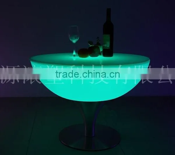 High Quality PE Plastic Led Table Lamp Led Cube Furniture Led Coffee Table photo-2