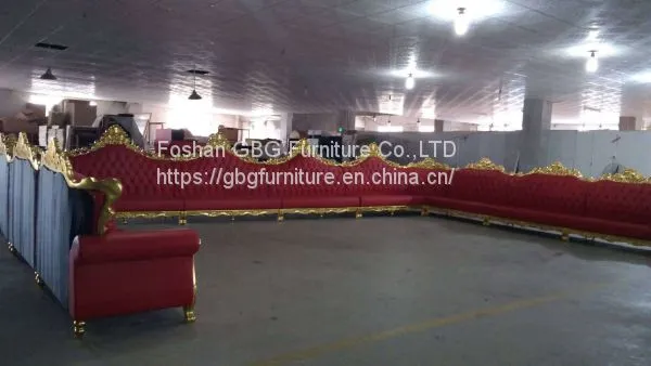 Customized European Design Club Sofa and Table photo-3