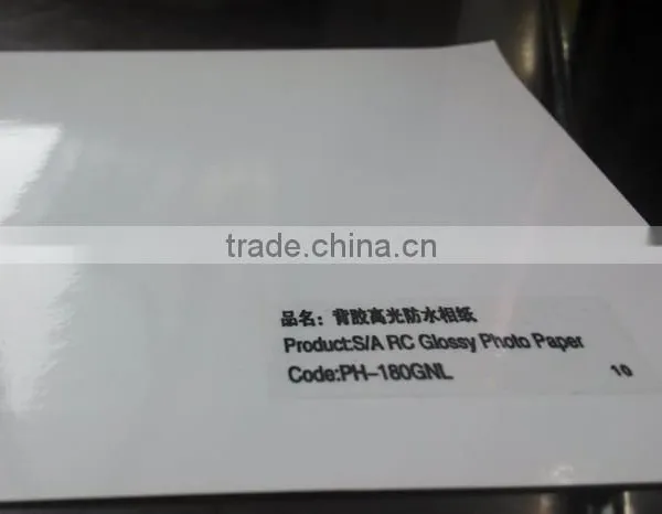 Glossy Waterproof Photo Paper 180gsm With Self Adhesive photo-3