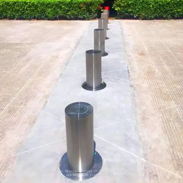 UPARK Secure Business Entry With Automated Warning Post Secured Barrier Sturdy Industrial Zone Access Entrance Electric Bollard
