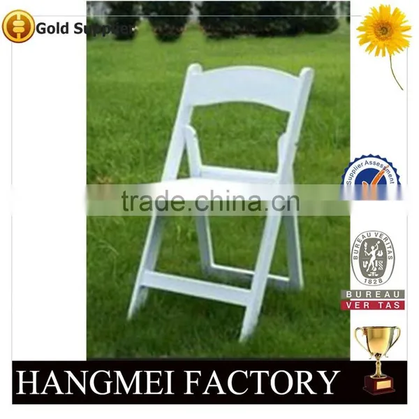 2016 Popular White Resin Folding Chair for Sale