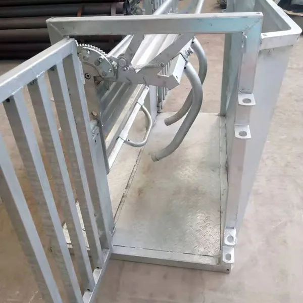 Professional Sheep Goat Rotatable Turnover Crate Handler Squeeze Chute Crush Catcher for Livestock Farm Treatment Equipment photo-2