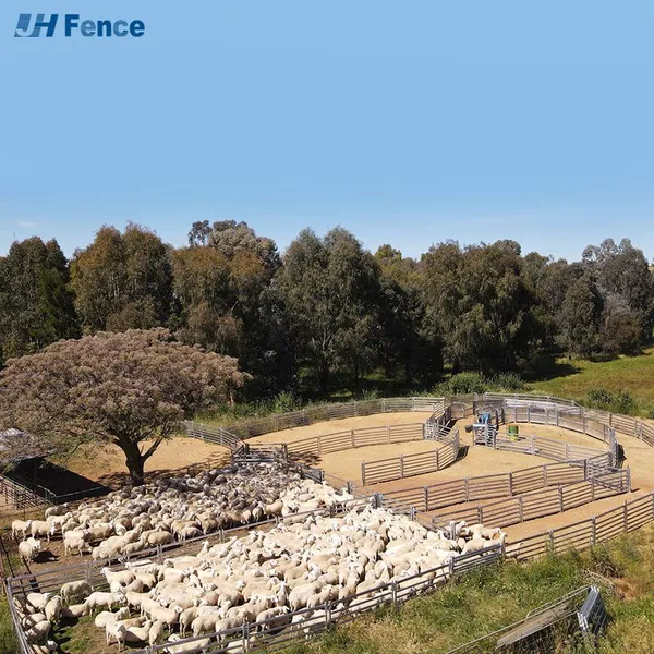 Heavy Duty Welded Wire Mesh With Green PVC Coating for Animal Containment Security Durable Farm Fence photo-5