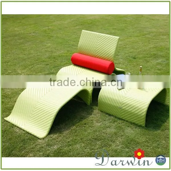 Hot Sale Rattan Outdoor Round Tanning Pool Sunbed photo-2
