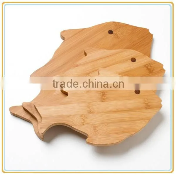 Bamboo Swimming Fish Cutting Board photo-4