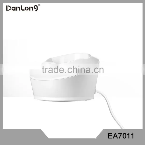 Home Use Rechargeable Ultrasound Skin Cleaner Facial Scrubber photo-4