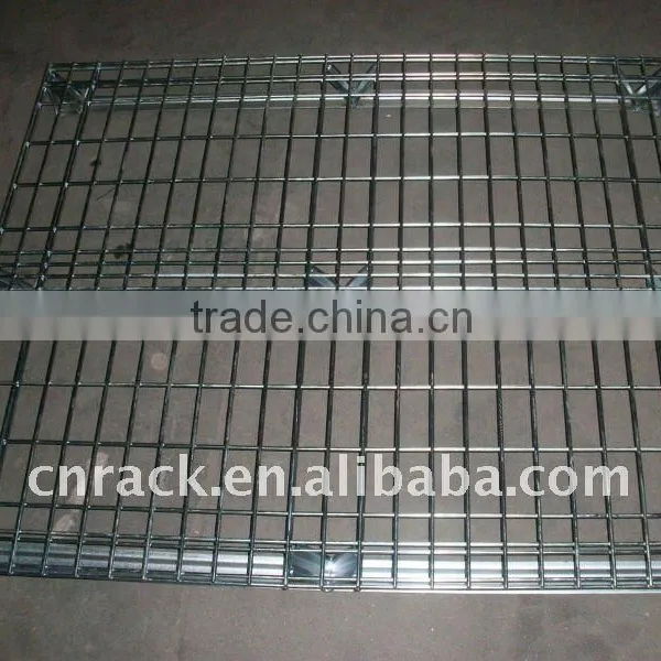 Rackable wire pallet