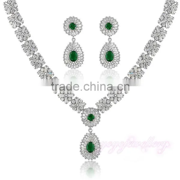 Shinning Cubic Zirconia Costume Cubic Zirconia Jewelry Set