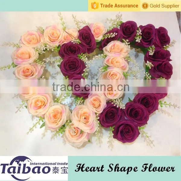 31 Flower Heads Two Hearts Shape Artificial Flower Wreath for Wedding