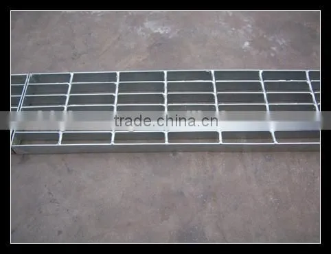 Steel Material Galvanized Metal Grid Panel With Low Price photo-3
