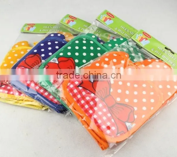 Printed Mirowave Oven Glove and Pot Holder photo-2