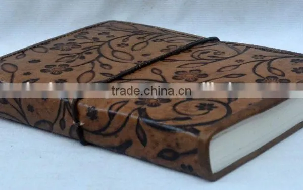 Handmade Vintage Embossed Elastic Closer Leather Journal With Pipine photo-3