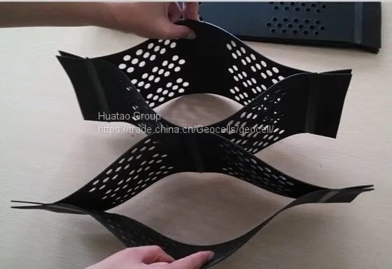 Smooth HDPE Geocell without Hole