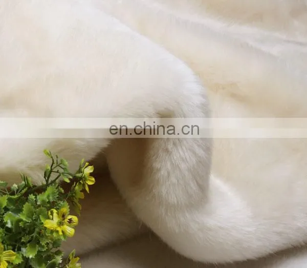 Wholesale 100% Polyester Made Faux Rabbit Fur Fabric