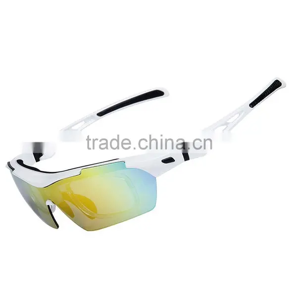 Sports Sunglasses Polarized Anti-UV Cycling Glasses With 5 Interchangeable Lenses photo-3