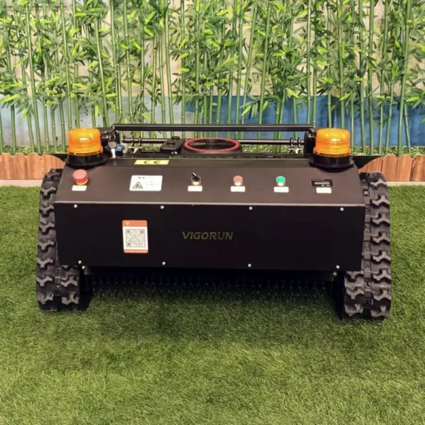Steep Slopes Grass Maintenance Factory Direct Sales Vigorun 800mm Cutting Width Radio Controlled Tracked Grass Trimmer photo-6