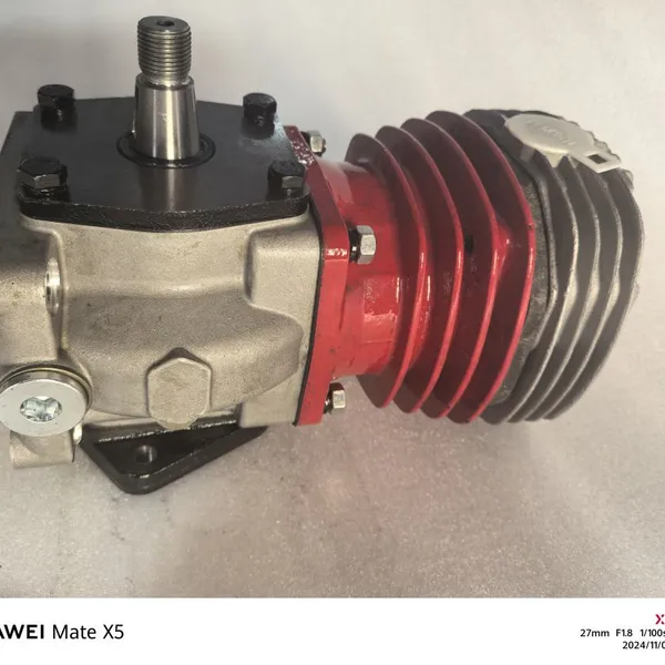 65.54101-7046 Daewoo Doosan Forklift Air Compressor for Truck Bus Excavator Heavy Machinery Parts photo-5