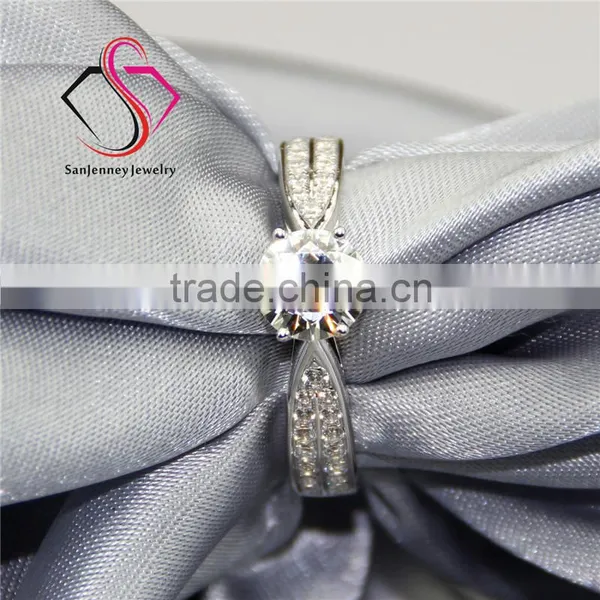 Round Brilliant Cut Esmedora Moissanite 1CT 6.5mm Center 14k 18k White Yellow Gold Diamond Engagement Ring photo-5