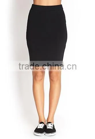 Classic Commuter Cotton Bust in Pencil Skirt