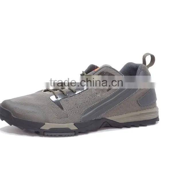 2015 New Style Super Light and Breathable Training Sport Shoe photo-4