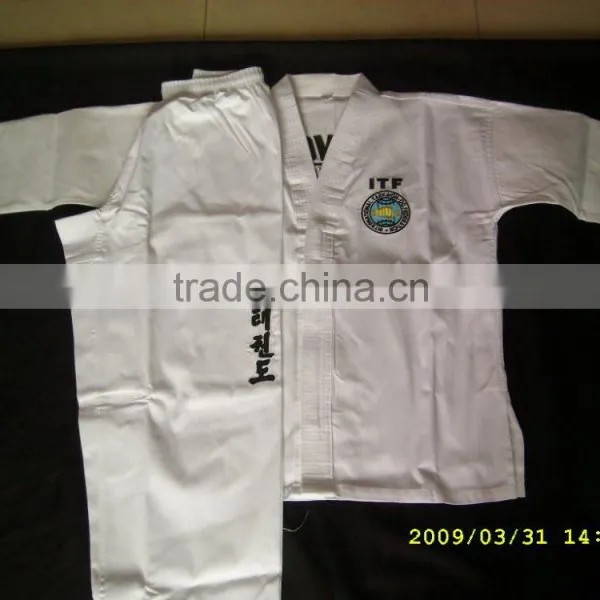 Karate Uniforms in High Quality With CVC and Cotton Fabric Used for School and Gyms photo-3