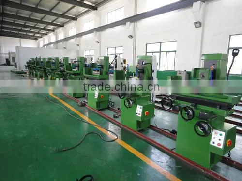 Horizontal Type Small Size Manual Surface Grinder Machine photo-2