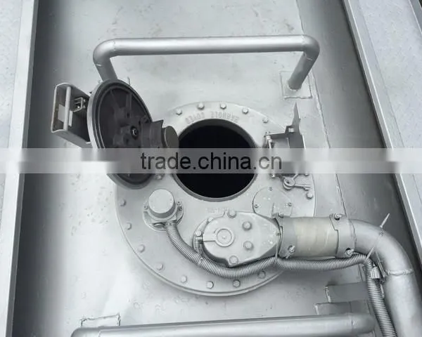 Hot Sale Top Quality 6x4 Dongfeng 20cbm Fuel Tank Truck photo-5